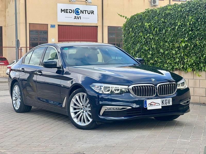 Azul Usado 2018 BMW 530 Comfort Edition Berlina | 31.950 € (Caro) - Imagen 1/4