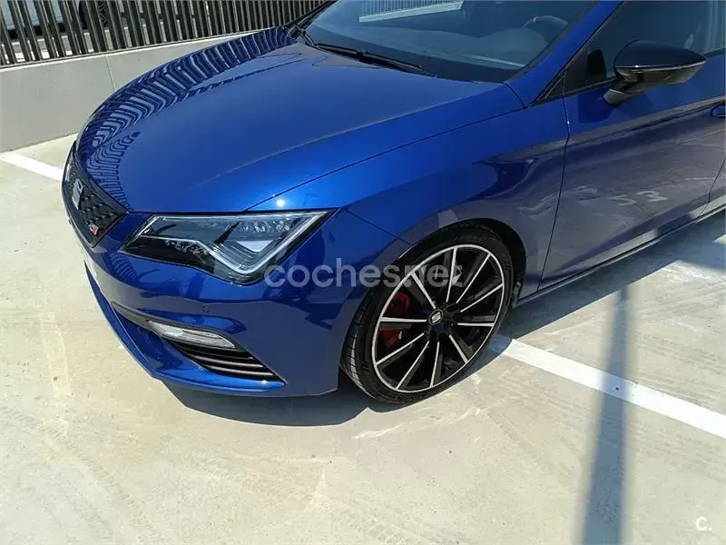 Usado Seat Leon CUPRA 290 CV (213 kW) 2019 Azul Berlina