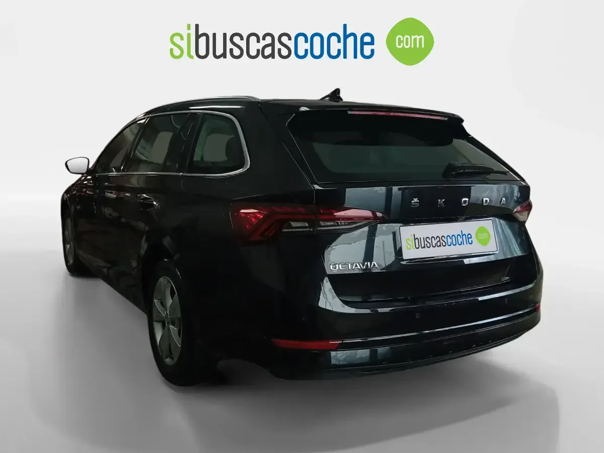 Occasion Skoda Octavia Ambition 115 PK (84 kW) 2022 Zwart Stationwagen
