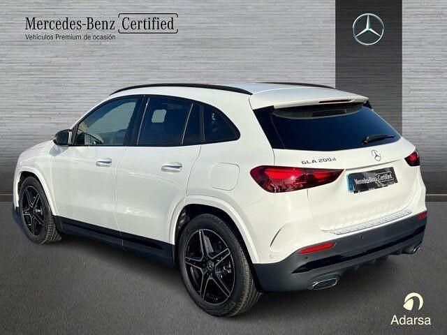 Nuevo Mercedes GLA200 AMG line 150 CV (110 kW) 2025 Blanco polar SUV
