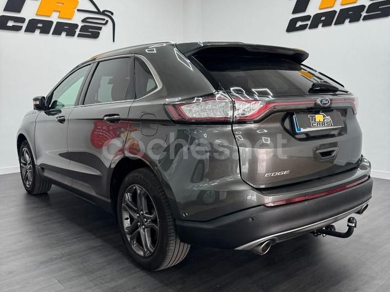 Usado Ford Edge Sport 210 CV (154 kW) 2016 Gris / plata SUV