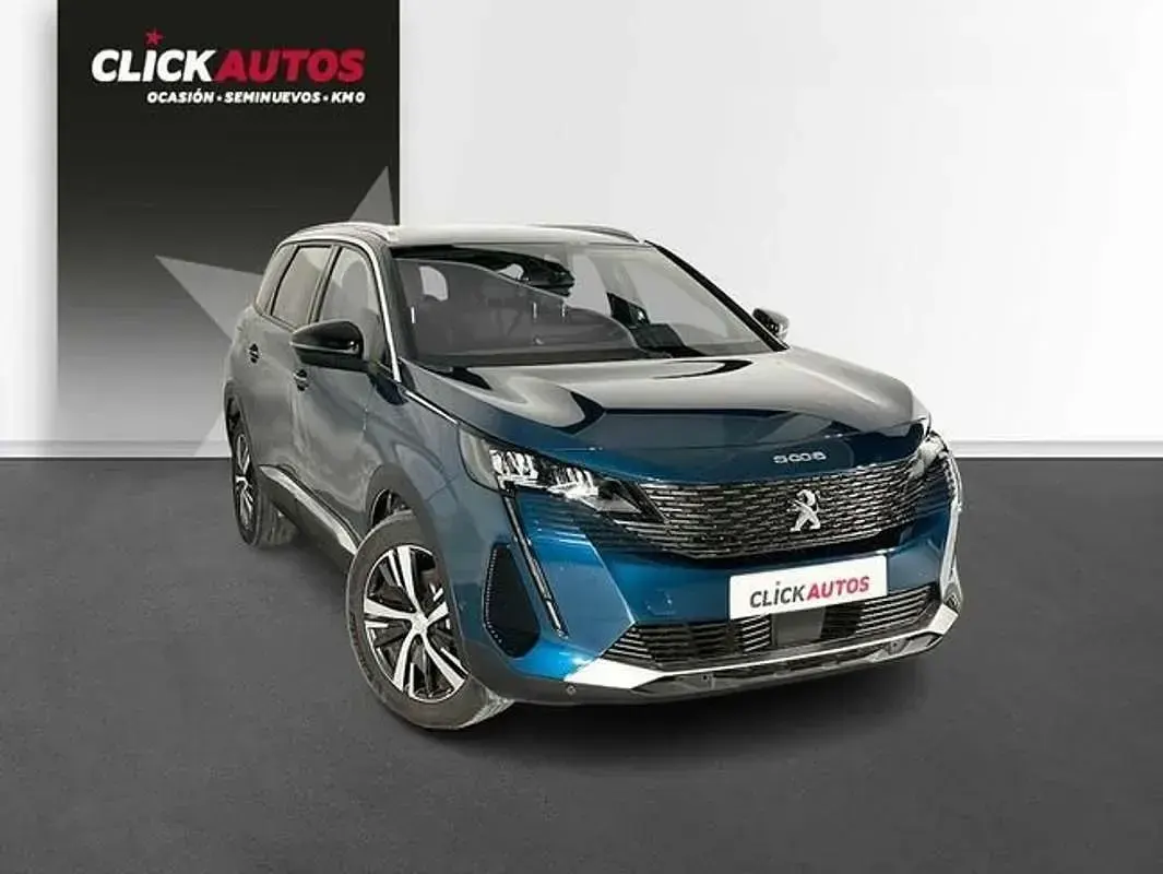 Usado Peugeot 5008 Allure 131 CV (96 kW) 2023 Azul SUV