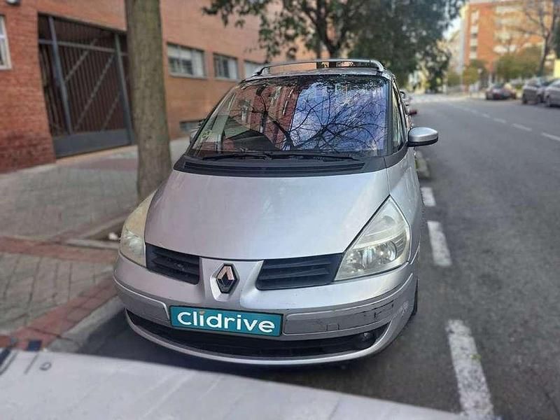 Usado Renault Espace 150 CV (110 kW) 2006 Gris / plata Monovolumen