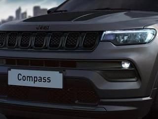 Nuevo Jeep Compass North 241 CV (177 kW) 2026 Gris SUV