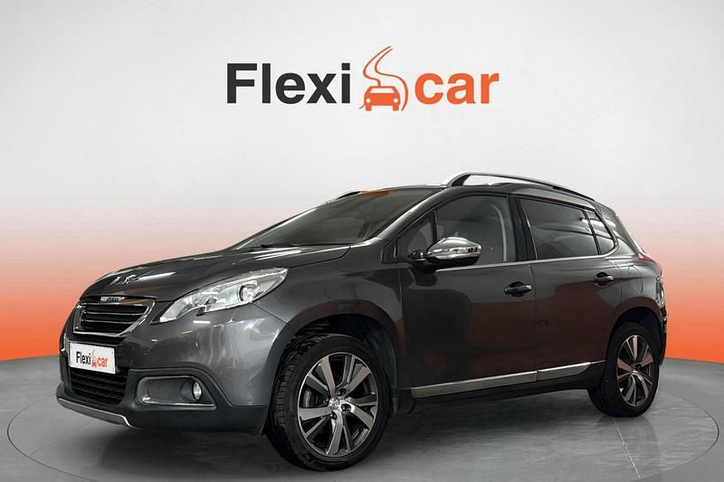 Usado Peugeot 2008 Allure 110 CV (80 kW) 2018 Gris SUV