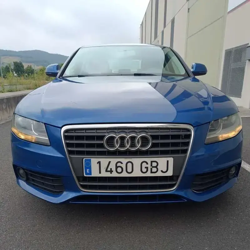 Usado Audi A4 143 CV (105 kW) 2008 Azul Berlina