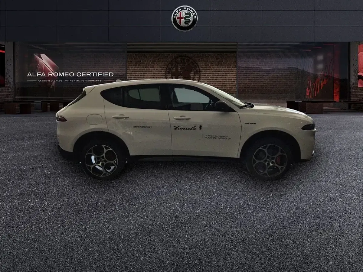 Usado Alfa Romeo Tonale Veloce 280 CV (205 kW) 2023 Blanco SUV