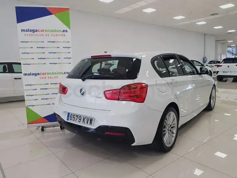 Usado BMW 118 Comfort Edition 136 CV (100 kW) 2019 Blanco Berlina