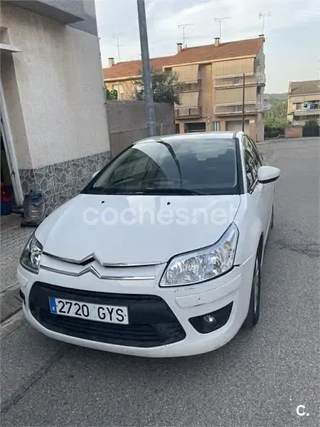 Usado Citroën C4 90 CV (66 kW) 2010 Blanco Berlina