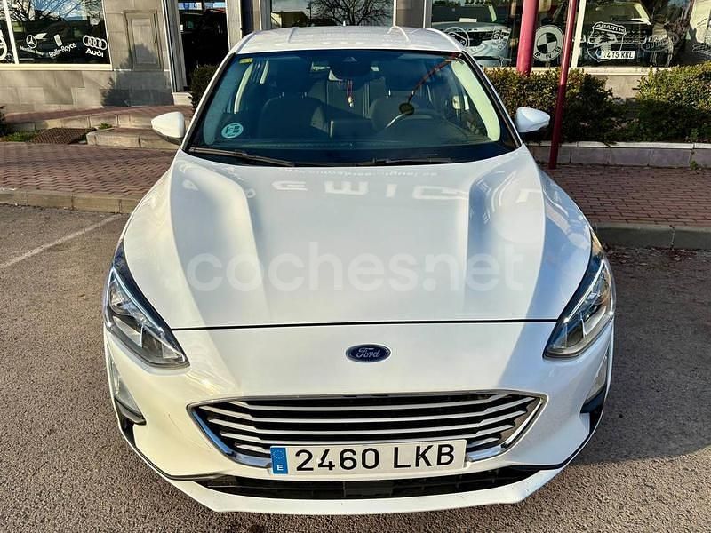 Usado Ford Focus Trend 120 CV (88 kW) 2020 Blanco Berlina