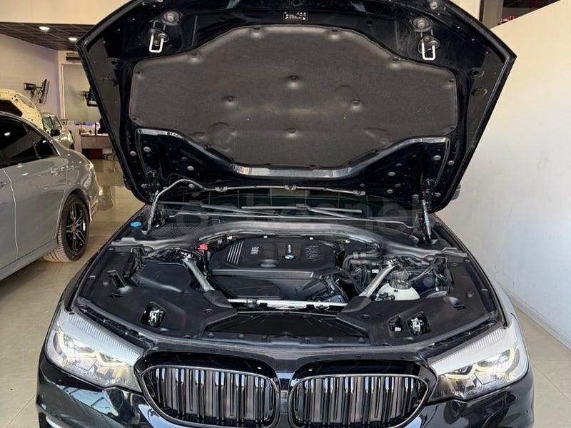 Używany BMW 520 Efficient Dynamics 190 KM (139 kW) 2018 Czarny Sedan/Limuzyna