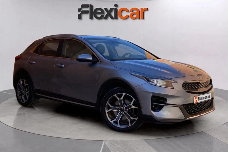 Gris Usado 2021 Kia XCeed SUV | 14.590 € (Precio justo) - Imagen 1/4