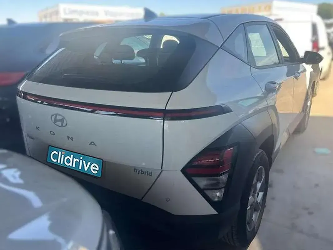 Usado Hyundai Kona 141 CV (103 kW) 2024 Blanco SUV