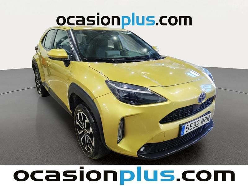 Usado Toyota Yaris Cross Active 116 CV (85 kW) 2024 Oro SUV