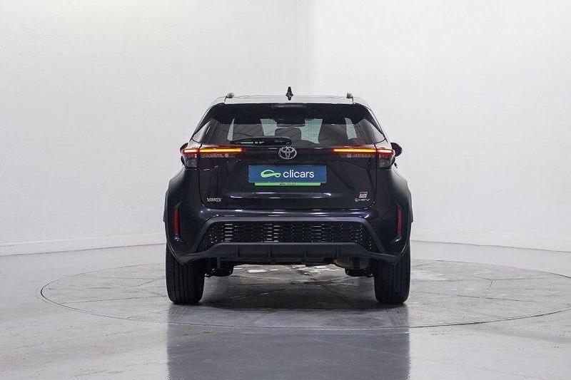 Usado Toyota Yaris Cross Sport 130 CV (95 kW) 2024 Negro SUV
