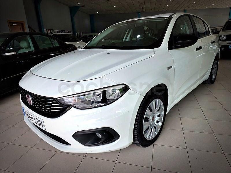 Usado Fiat Tipo Business 120 CV (88 kW) 2020 Blanco Berlina