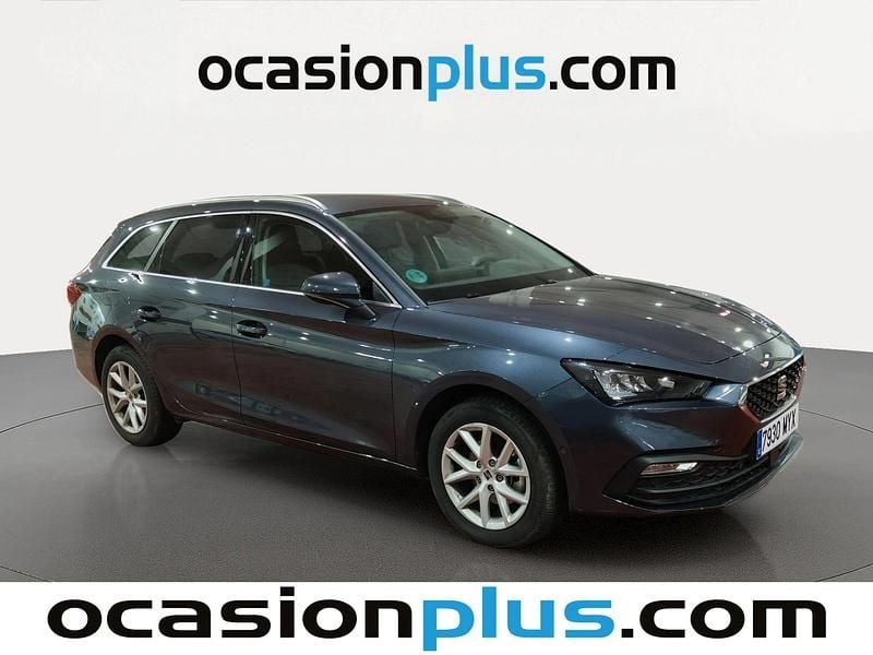 Usado Seat Leon Style 116 CV (85 kW) 2025 Gris Monovolumen