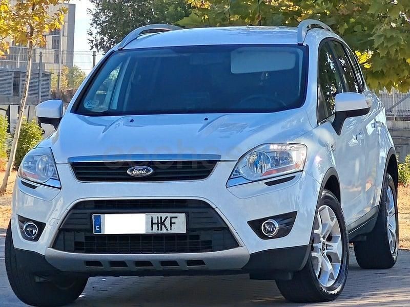 Usado Ford Kuga Titanium 140 CV (102 kW) 2012 Blanco SUV