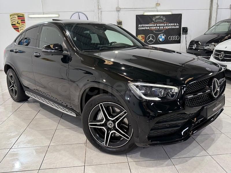 Używany Mercedes GLC300 245 KM (180 kW) 2021 Czarny Coupe