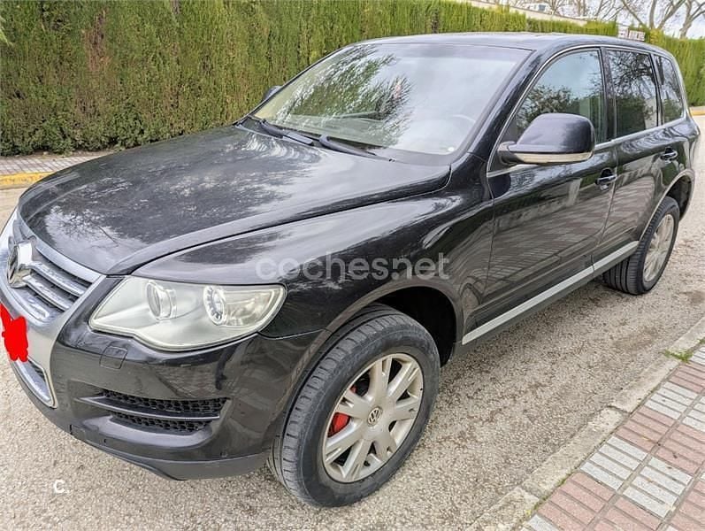 Usado VW Touareg 225 CV (165 kW) 2007 Negro SUV