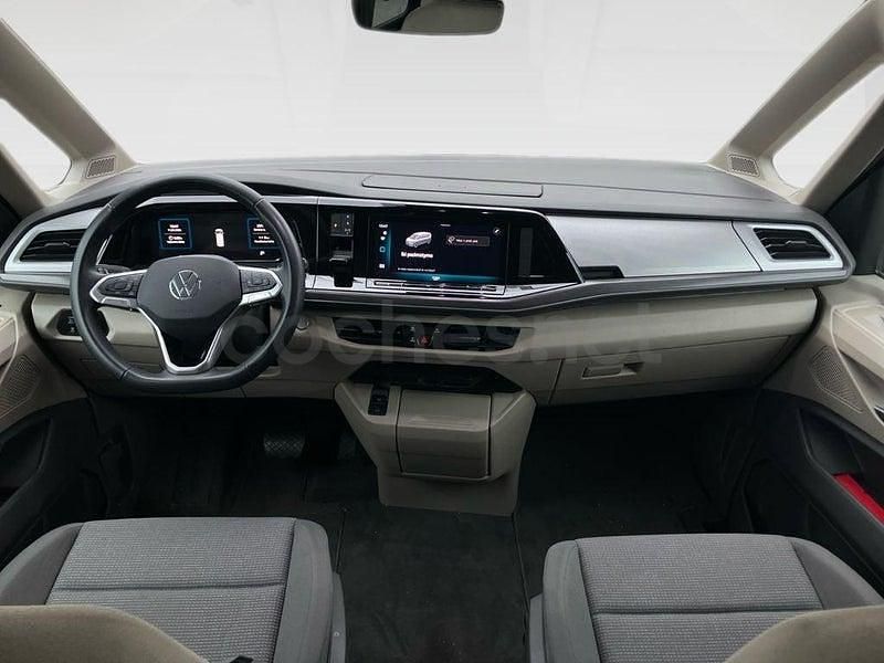 Usado VW Multivan 150 CV (110 kW) 2025 Rojo Van