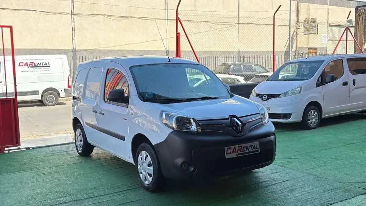 Usado Renault Kangoo 44 kW (60 CV) 2019 Blanco Monovolumen