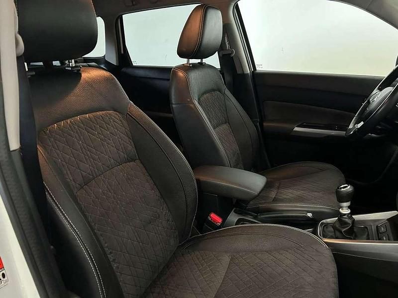 Usado Suzuki Vitara 128 CV (94 kW) 2020 Blanco SUV