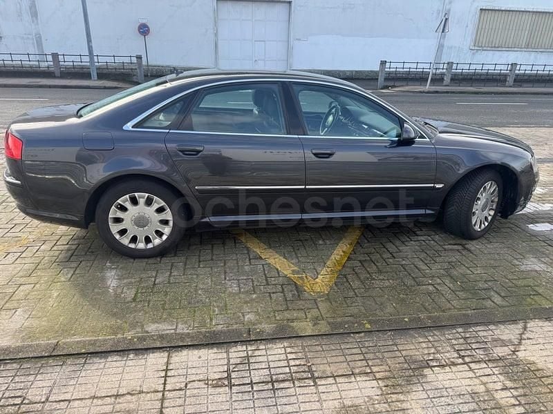 Usado Audi A8 Premium 233 CV (171 kW) 2005 Gris / plata Berlina