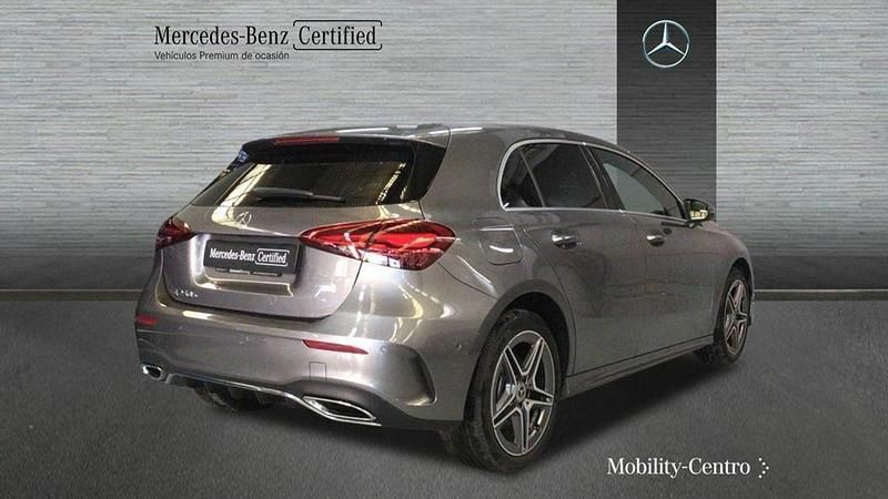Usado Mercedes A250 AMG line 217 CV (159 kW) 2024 Mountaingrau  met. Utilitario