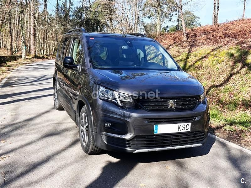 Usado Peugeot Rifter GT-line 130 CV (95 kW) 2018 Gris / plata Monovolumen