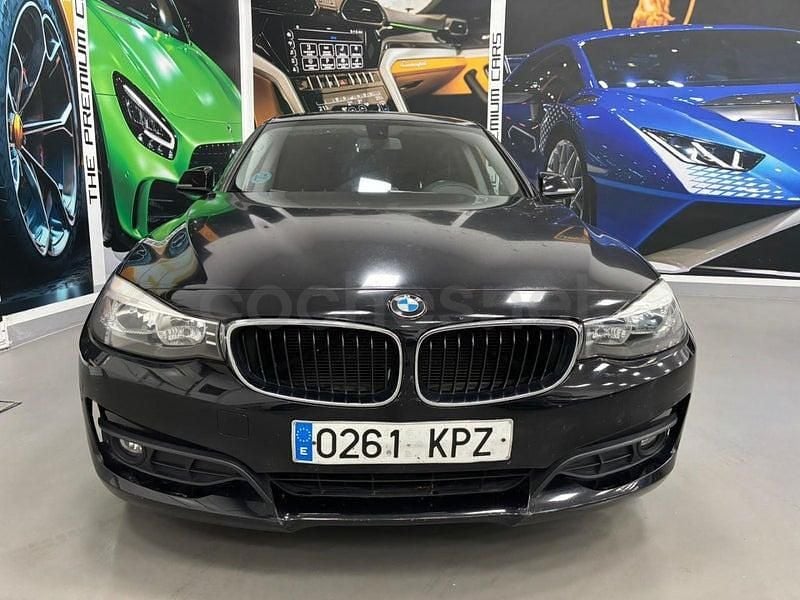 Usado BMW 318 Gran Turismo 143 CV (105 kW) 2015 Negro Berlina