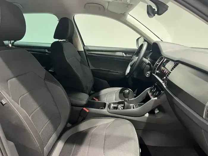 Usado Skoda Kodiaq Ambition 150 CV (110 kW) 2021 Gris SUV