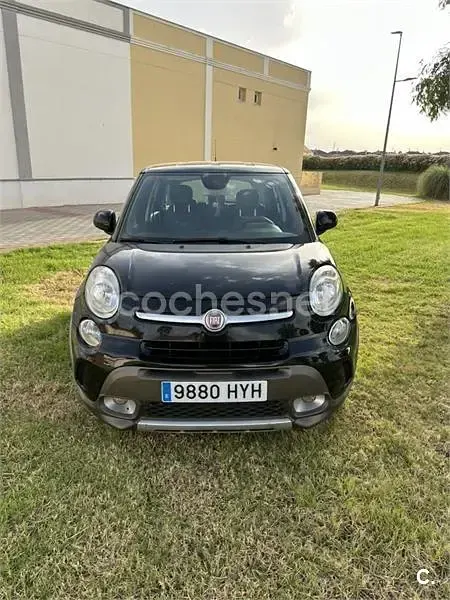 Usado Fiat 500L Trekking 105 CV (77 kW) 2014 Negro Monovolumen