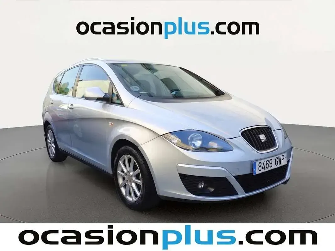 Usado Seat Altea XL Style 105 CV (77 kW) 2010 Gris Monovolumen