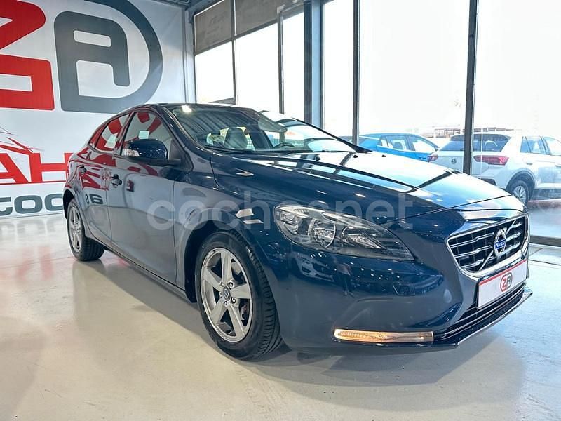 Azul Usado 2015 Volvo V40 Familiar | 9500 € (Super precio) - Imagen 1/4