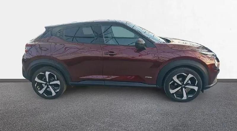 Usado Nissan Juke Tekna 143 CV (105 kW) 2023 Burgundy (metalizado) techo mi SUV