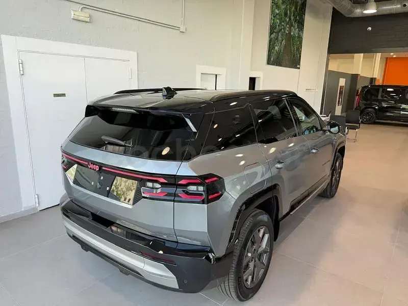 Nuevo Jeep Compass 145 CV (106 kW) 2026 Gris / plata SUV