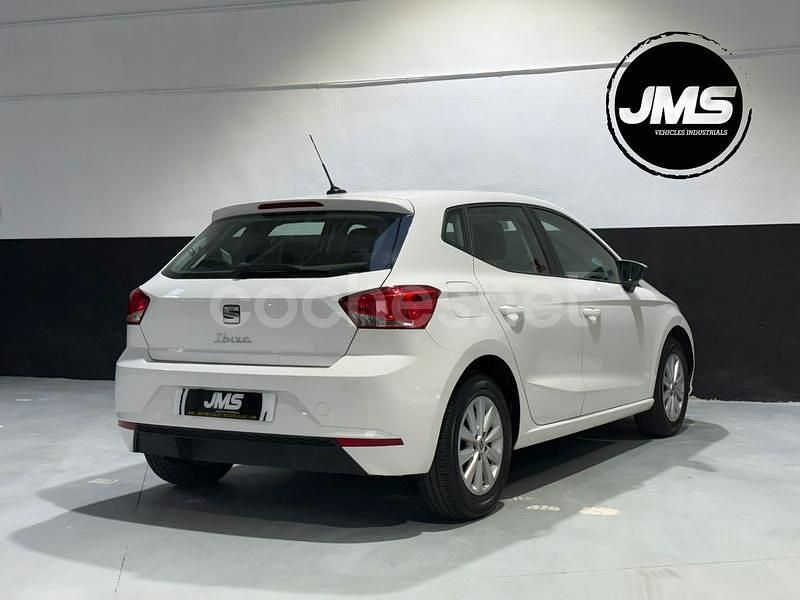 Usado Seat Ibiza Style 80 CV (58 kW) 2023 Blanco Berlina