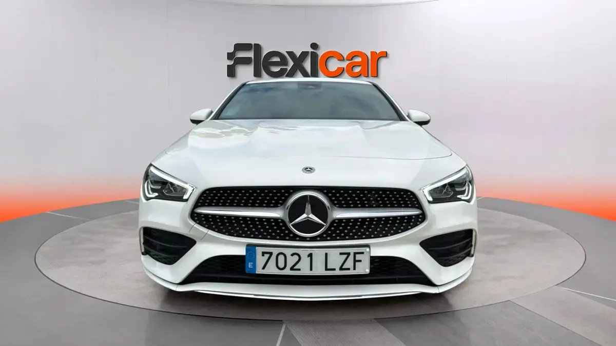 Usado Mercedes CLA200 163 CV (119 kW) 2022 Blanco Coupe