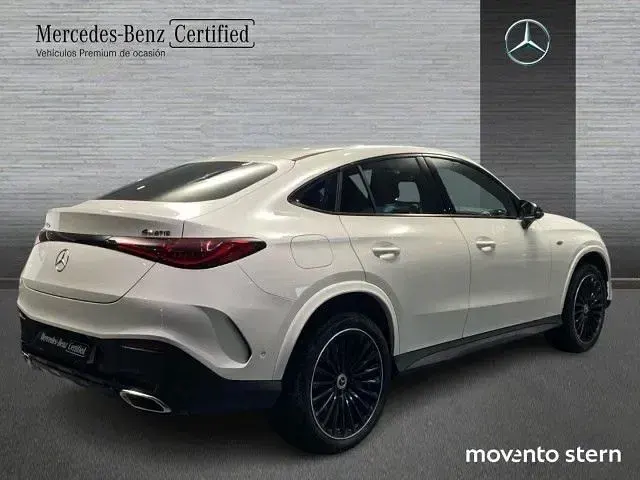 Usado Mercedes GLC300e 333 CV (244 kW) 2025 Blanco Coupe
