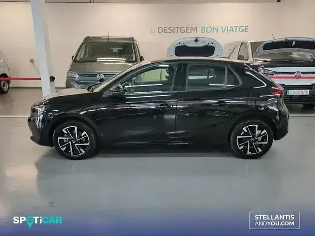Usado Opel Corsa 100 CV (73 kW) 2024 Negro Utilitario
