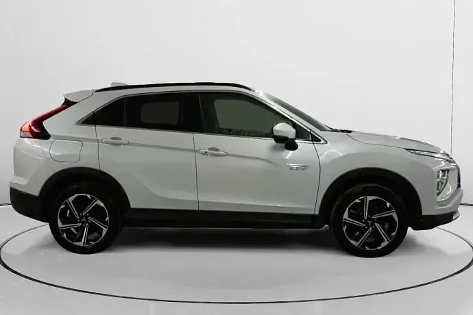 Usado Mitsubishi Eclipse Cross 188 CV (138 kW) 2022 SUV