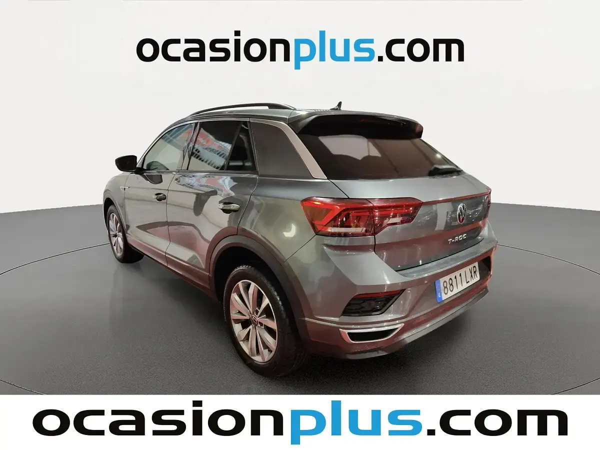 Begagnad VW T-Roc Advance 150 HK (110 kW) 2022 Grå SUV
