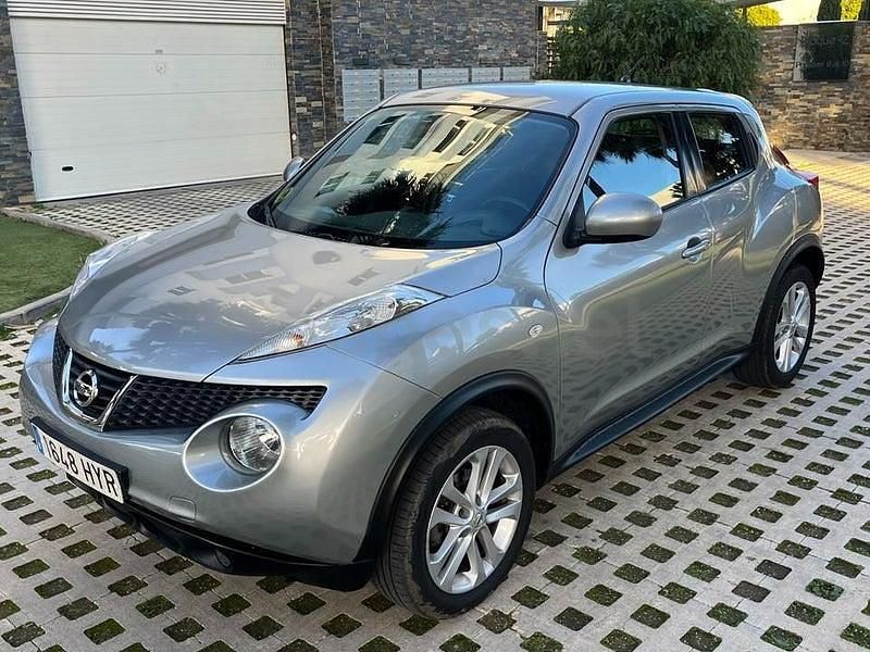 Usado Nissan Juke Acenta 110 CV (80 kW) 2014 Gris / plata SUV