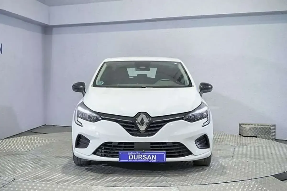 Usado Renault Clio Equilibre 101 CV (74 kW) 2023 Blanco Utilitario
