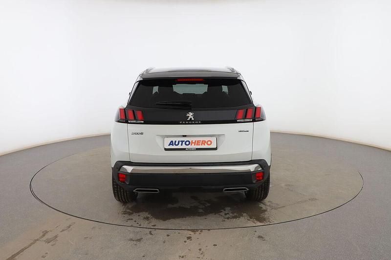 Usado Peugeot 3008 GT-line 120 CV (88 kW) 2017 Blanco SUV