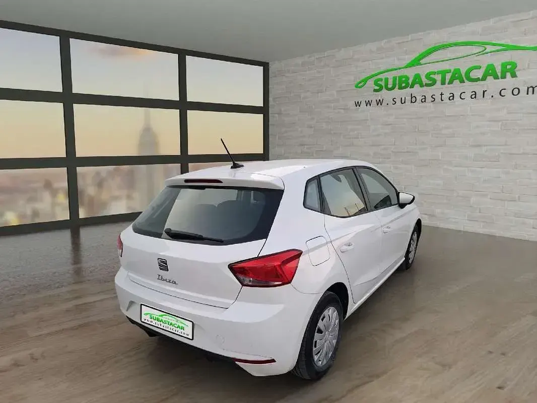 Usado Seat Ibiza 80 CV (58 kW) 2023 Blanco Utilitario