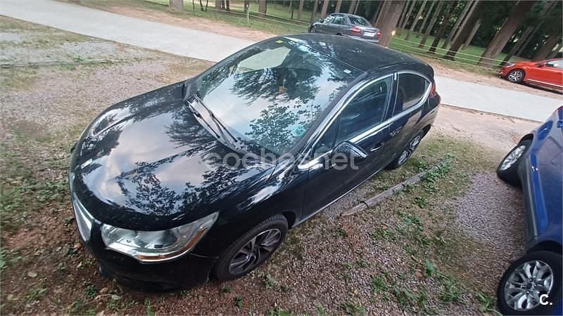 Negro Usado 2015 DS Automobiles DS4 Design Berlina | 7500 € (Buen precio) - Imagen 1/4