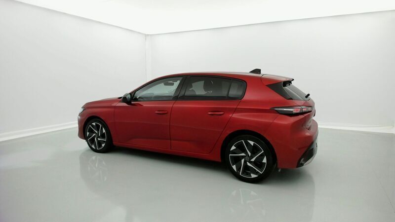 Usado Peugeot 308 Allure 130 CV (95 kW) 2022 Rojo elixir