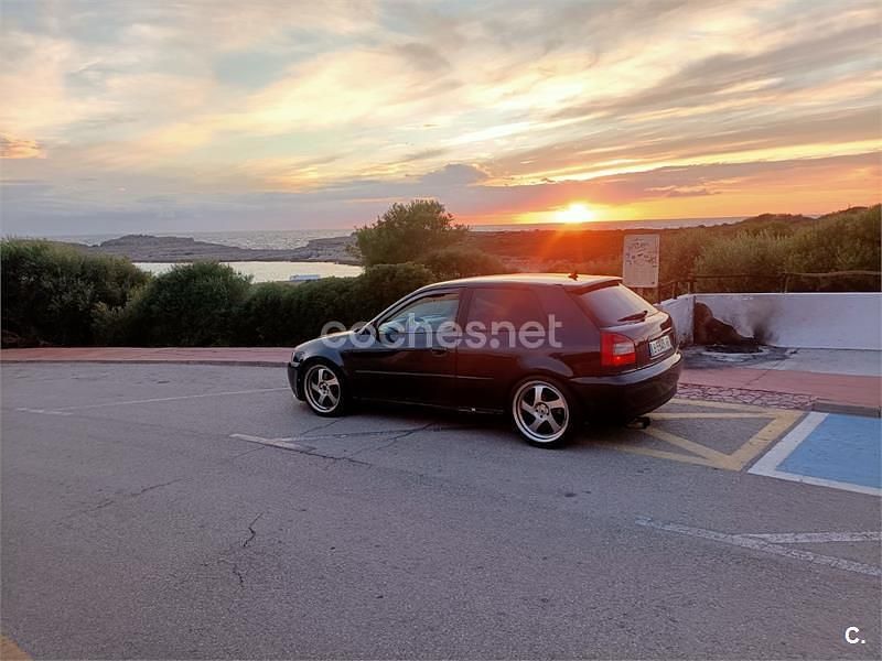 Usado Audi A3 Attraction 150 CV (110 kW) 1999 Negro Berlina